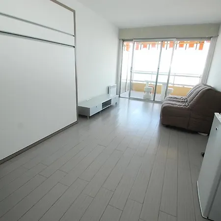 Apartment Le Diplomat - Studio Pour 4 Personnes 324